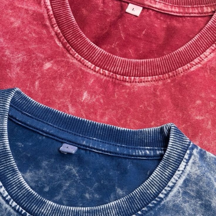 Red and blue acid-washed shirts with textured colour finishes